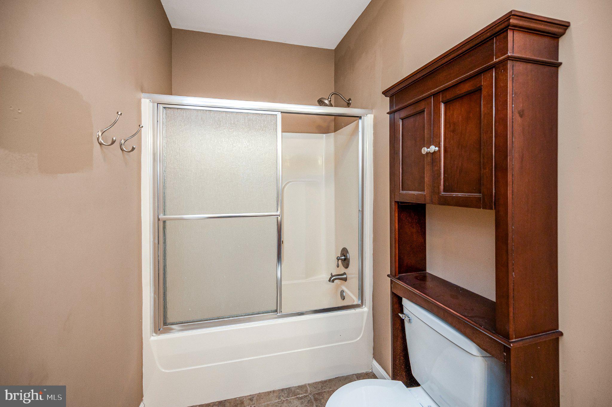 2169 Beaver Dam Road Midland, VA 22728 - Photo 46 of 105 Basement bathroom #1 shower