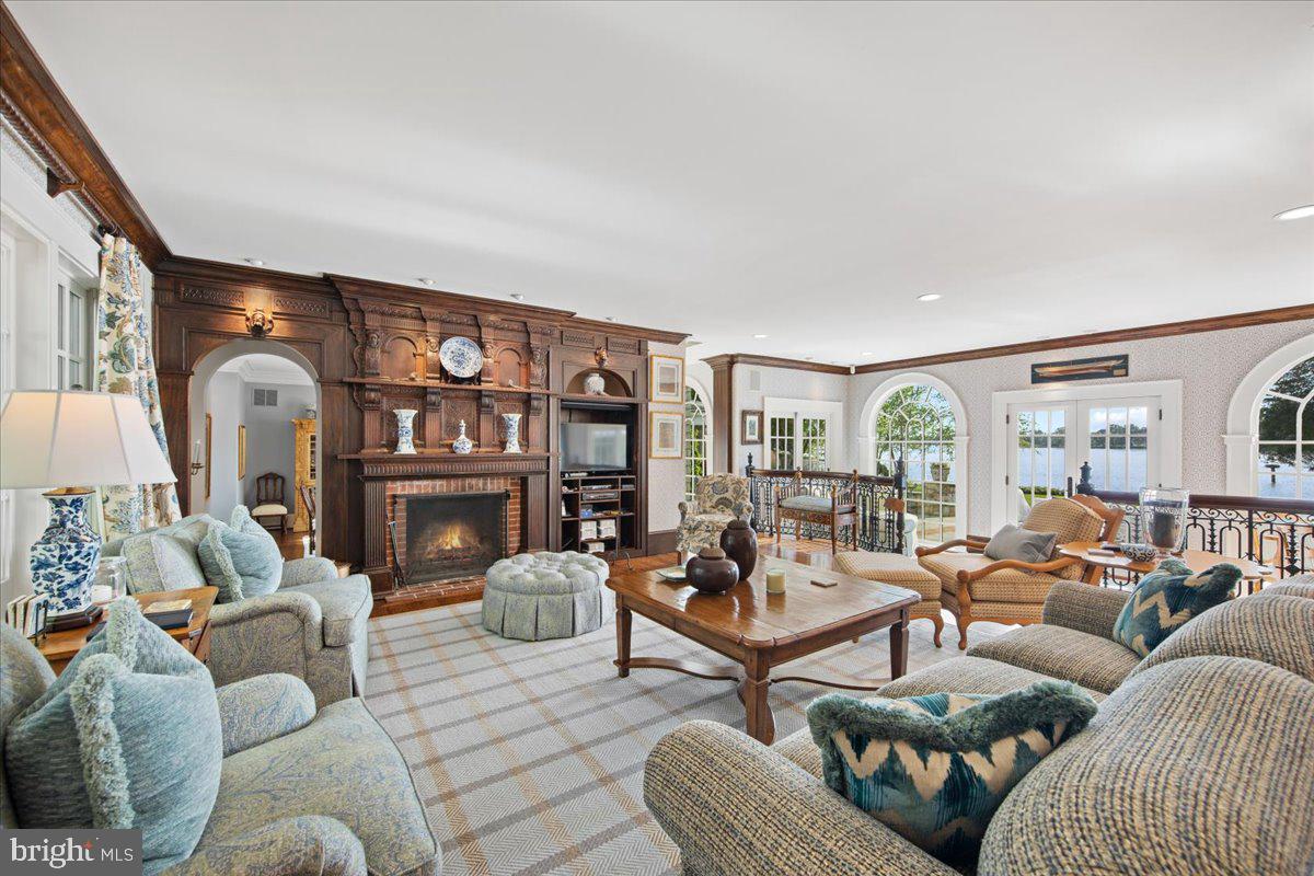 27640 Villa Road Easton, MD 21601 - Photo 13 of 65 Family room