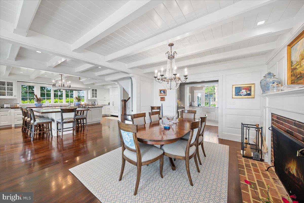 27640 Villa Road Easton, MD 21601 - Photo 18 of 65 Informal dining