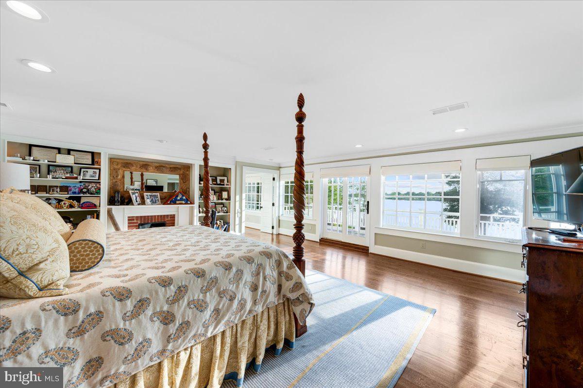 27640 Villa Road Easton, MD 21601 - Photo 29 of 65 Huge guest bedroom - like a second primary suite