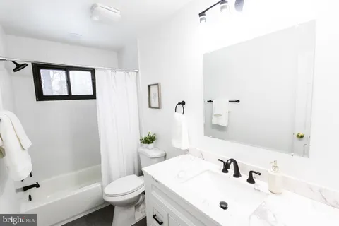 $440,000 | 545 Crestpark Drive, Glen Burnie, MD 21061