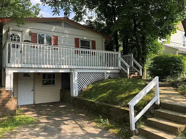 $3,000 | 52 Horton Avenue, Middletown, NY 10940