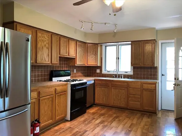 $3,000 | 52 Horton Avenue, Middletown, NY 10940