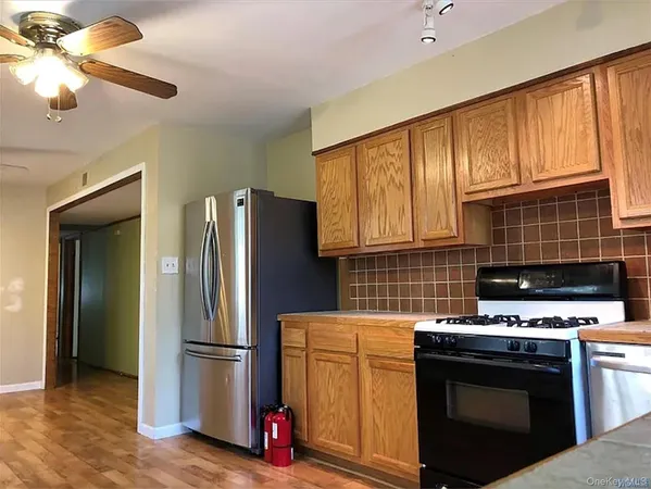 $3,000 | 52 Horton Avenue, Middletown, NY 10940