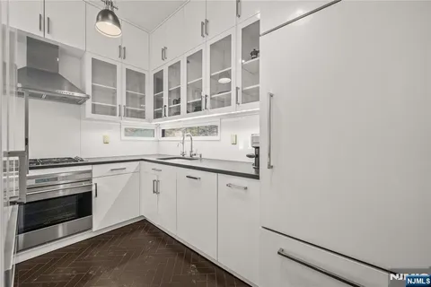 $1,900,000 | 451 Mountain Avenue, North Caldwell, NJ 07006