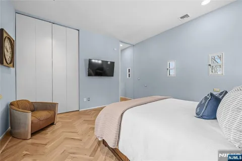 $1,900,000 | 451 Mountain Avenue, North Caldwell, NJ 07006