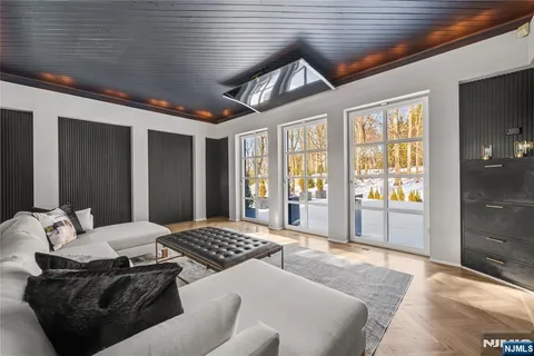 $1,900,000 | 451 Mountain Avenue, North Caldwell, NJ 07006