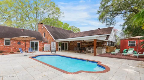 $359,000 | 112 Heritage Drive, Youngsville, LA 70592