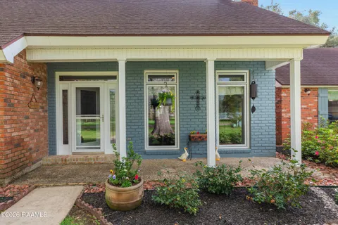 $359,000 | 112 Heritage Drive, Youngsville, LA 70592
