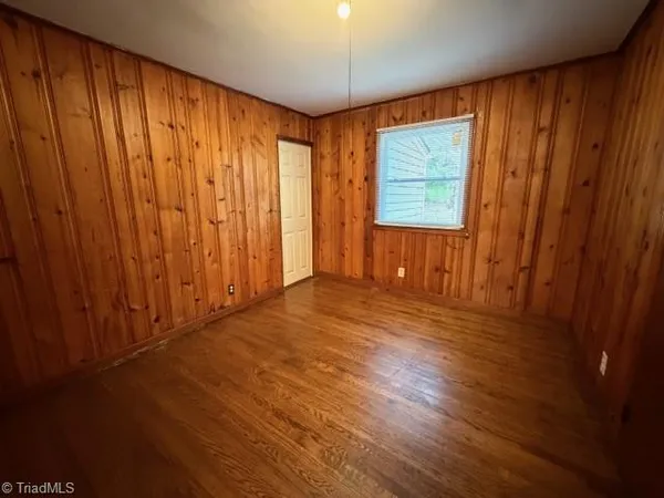 $1,200 | 4012 May Street, Winston-Salem, NC 27105