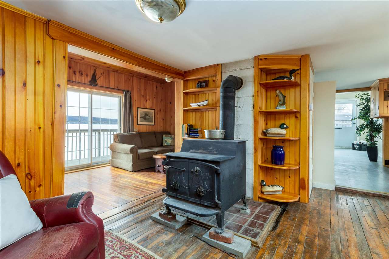 95 Hathaway Point Road St. Albans Town, VT 05488 - Photo 3 of 11