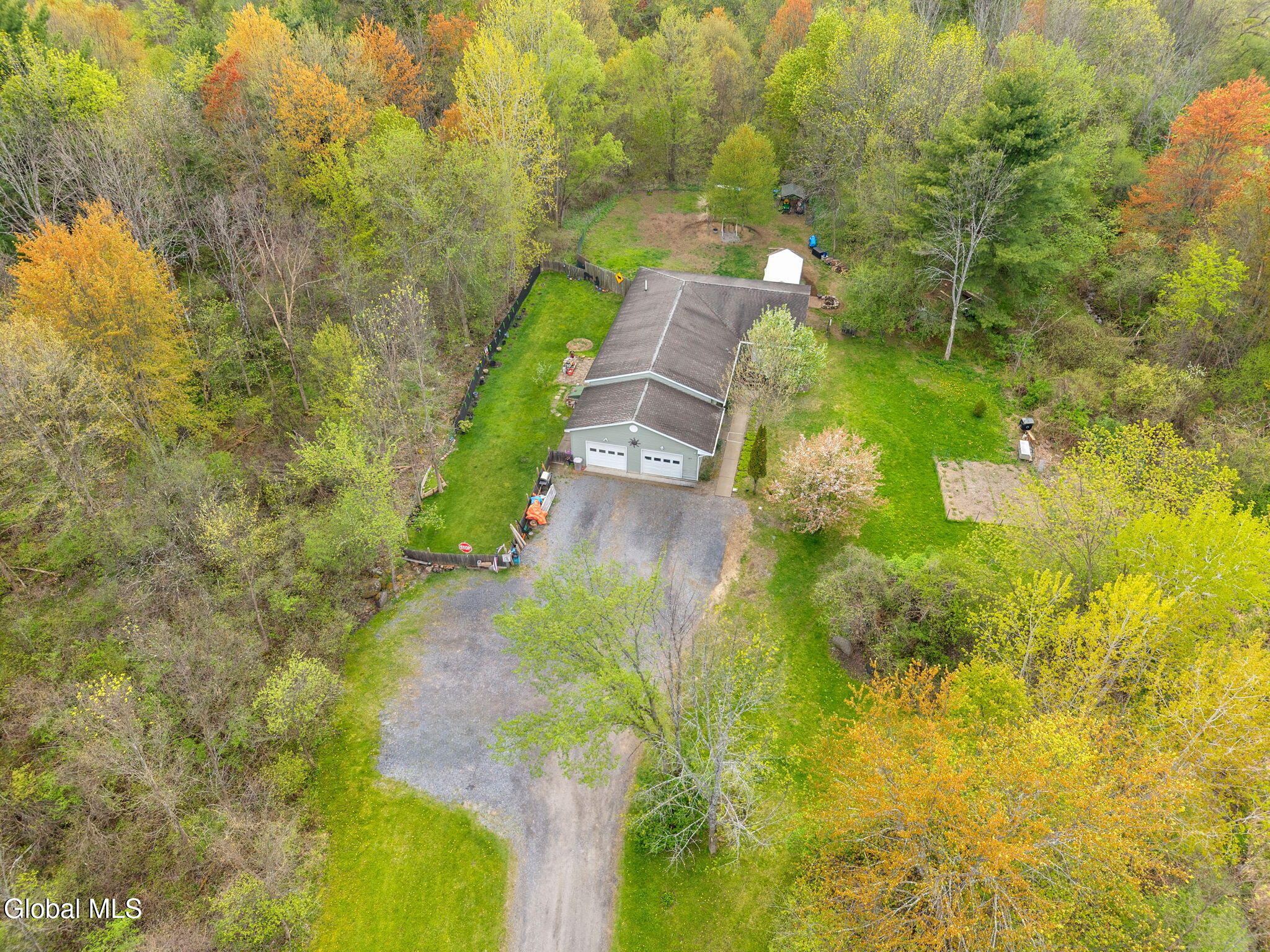 229 Middleline Road Ballston Spa, NY 12020 - Photo 4 of 38 63-229MiddlelineRd_63