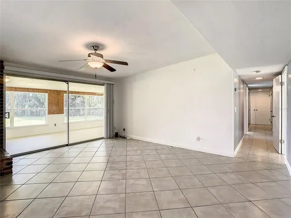 $3,150 | 9999 Lake Georgia Drive, Orlando, FL 32817
