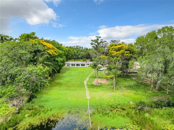$3,150 | 9999 Lake Georgia Drive, Orlando, FL 32817