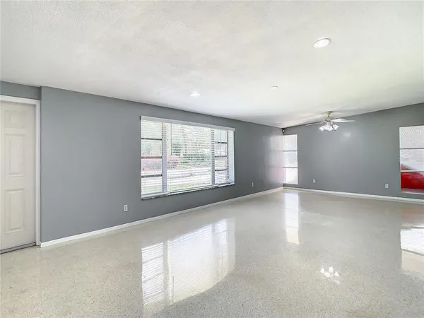 $3,150 | 9999 Lake Georgia Drive, Orlando, FL 32817