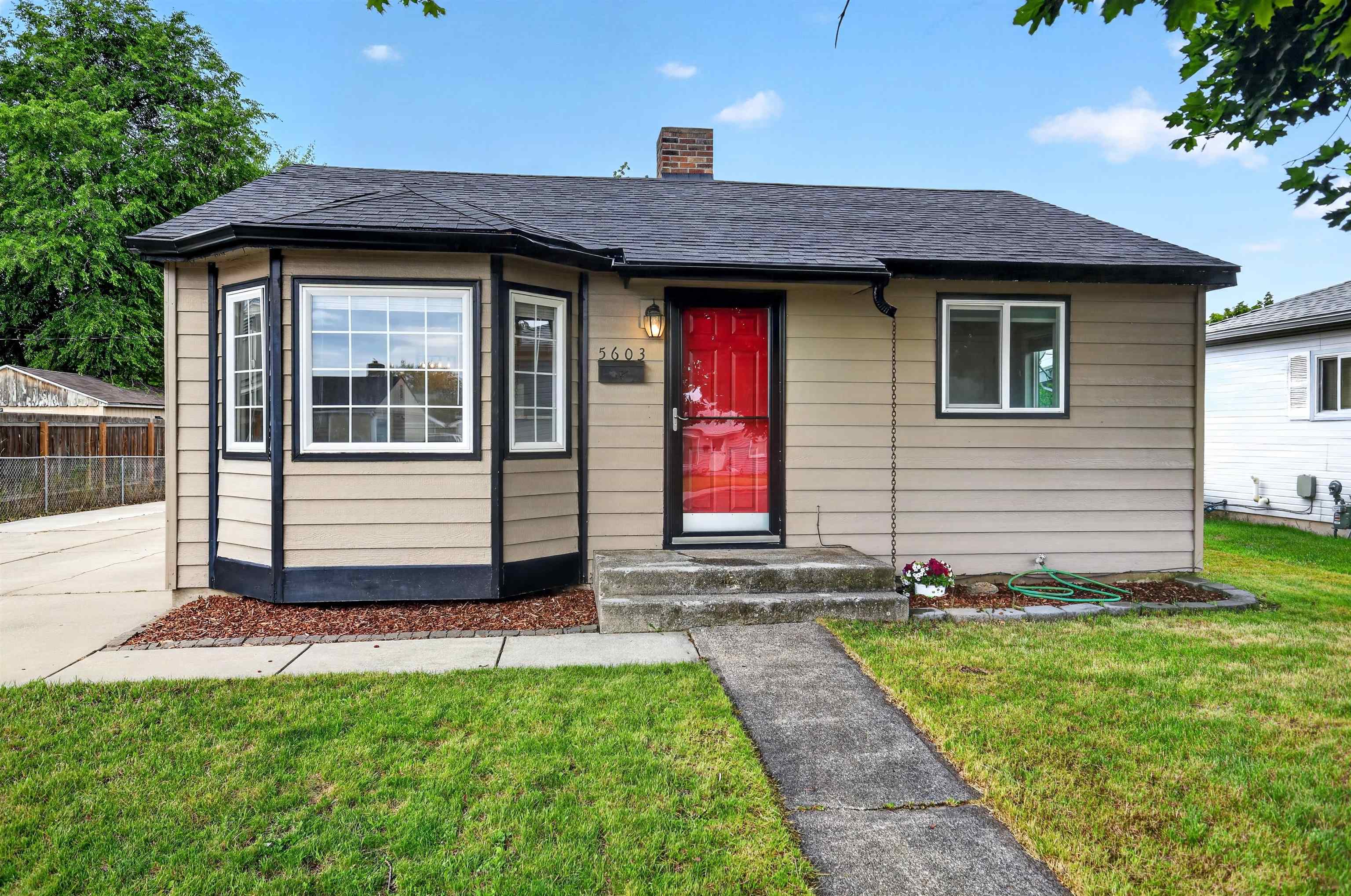 5603 North Lindeke Street Spokane, WA 99205 - Photo 1 of 34