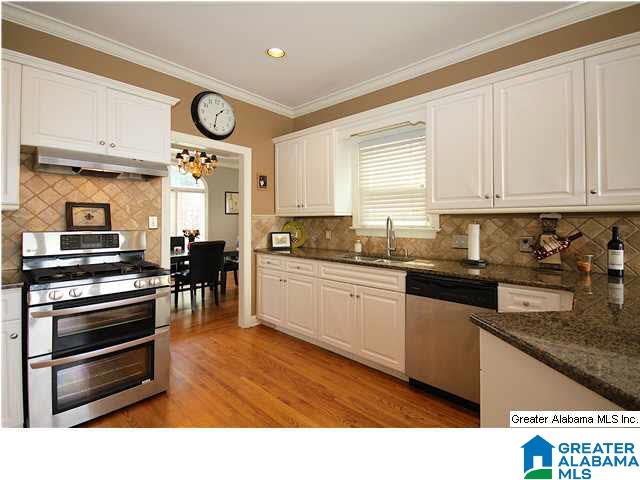 202 Shades Crest Road Birmingham, AL 35226 - Photo 6 of 32