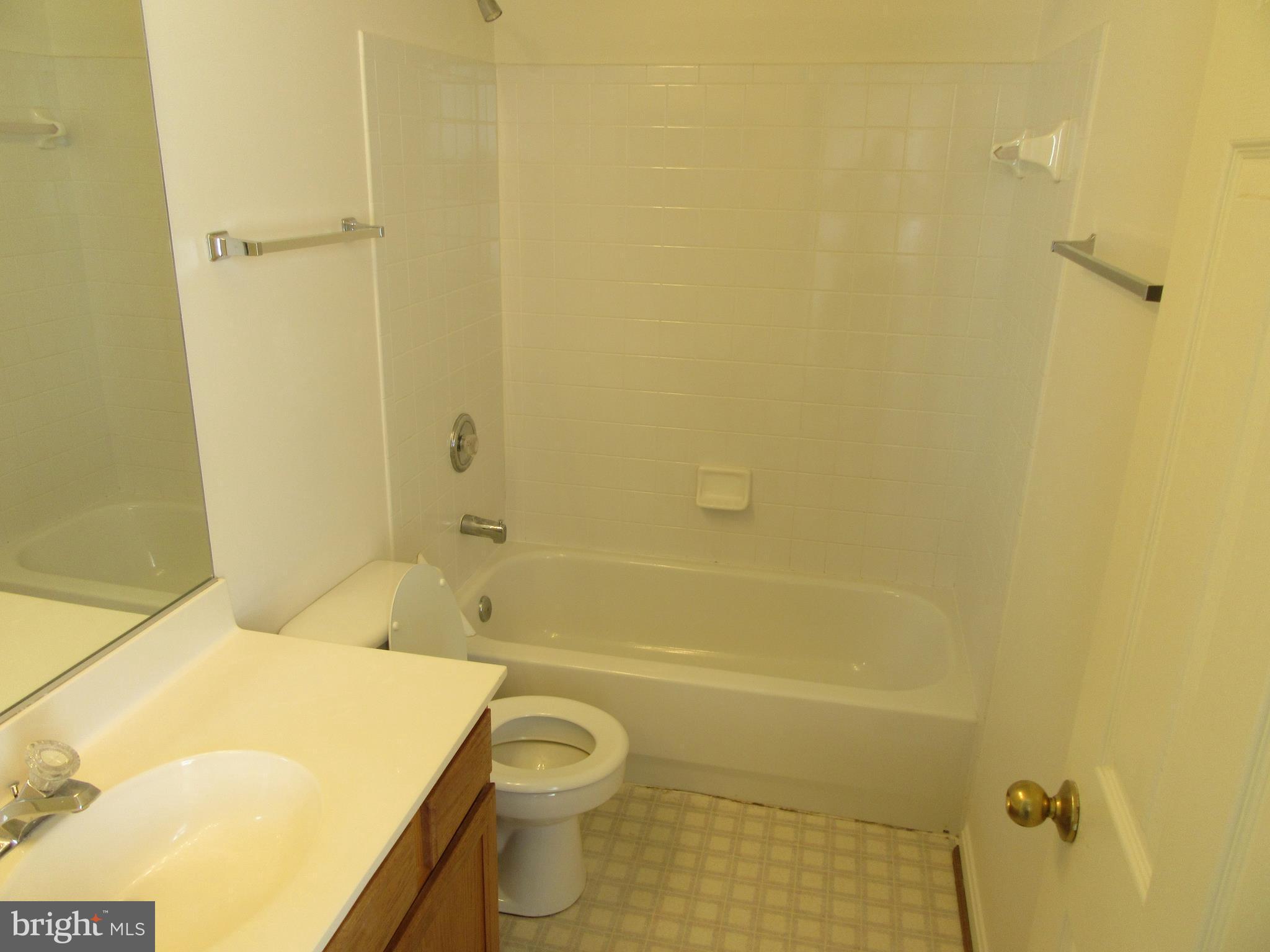 3108 Applegate Terrace Bowie, MD 20716 - Photo 18 of 27 Hall Bath