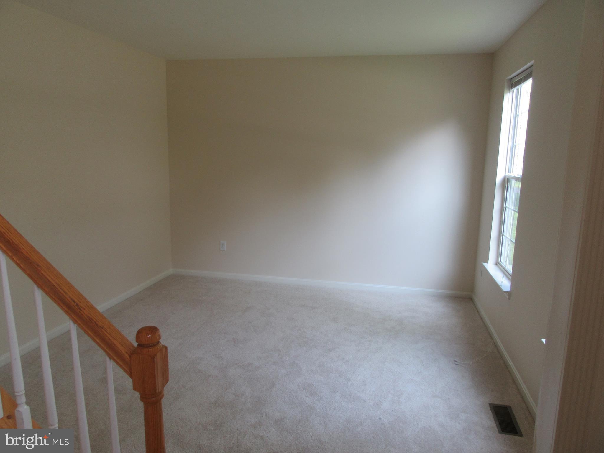 3108 Applegate Terrace Bowie, MD 20716 - Photo 3 of 27 Living Room