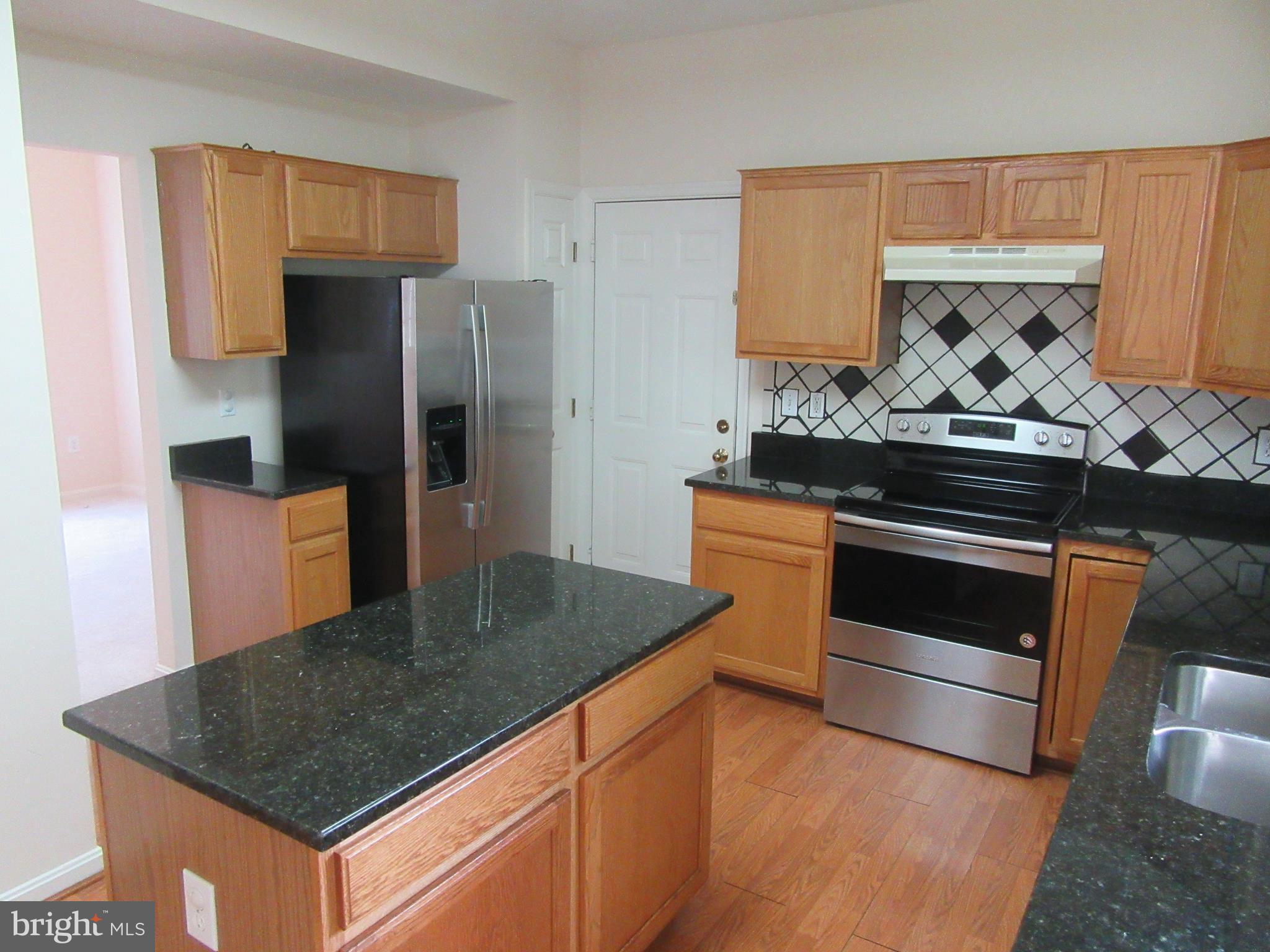 3108 Applegate Terrace Bowie, MD 20716 - Photo 7 of 27 Kitchen