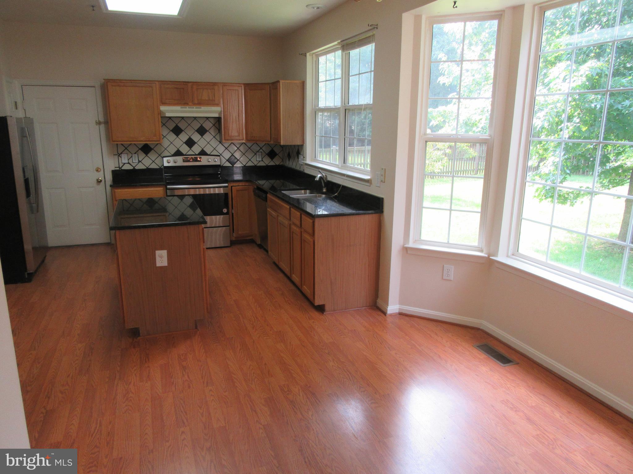 3108 Applegate Terrace Bowie, MD 20716 - Photo 8 of 27 Kitchen