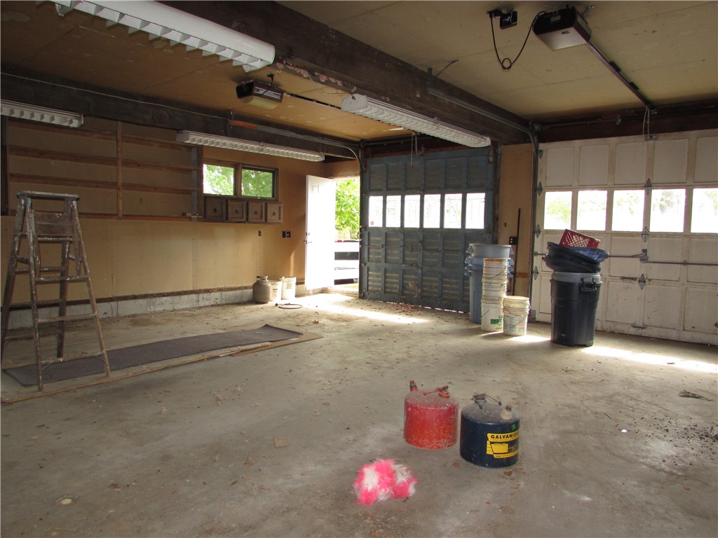 411 Old River Road Lincoln, RI 02838 - Photo 27 of 29 Gallery Image 27