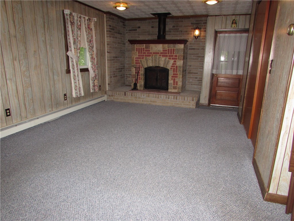 411 Old River Road Lincoln, RI 02838 - Photo 4 of 29 Gallery Image 4