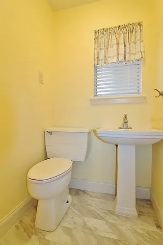 $2,395 | 1610 Alexander Drive, Waxahachie, TX 75165