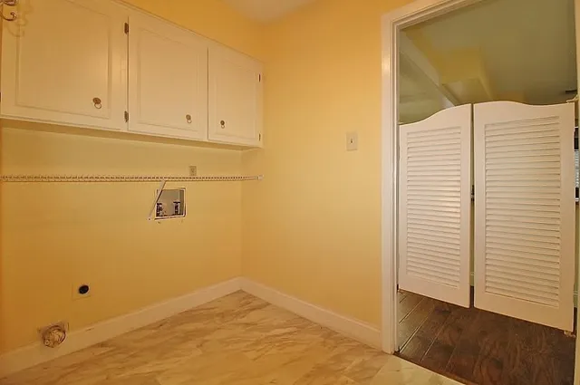 $2,395 | 1610 Alexander Drive, Waxahachie, TX 75165