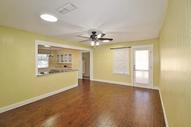 $2,395 | 1610 Alexander Drive, Waxahachie, TX 75165