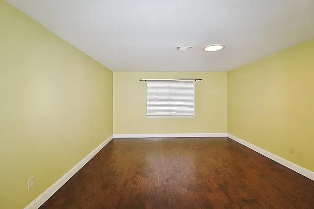 $2,395 | 1610 Alexander Drive, Waxahachie, TX 75165