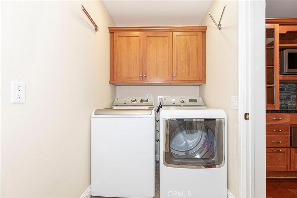 26106 Veva Way Calabasas, CA 91302 - Photo 18 of 56