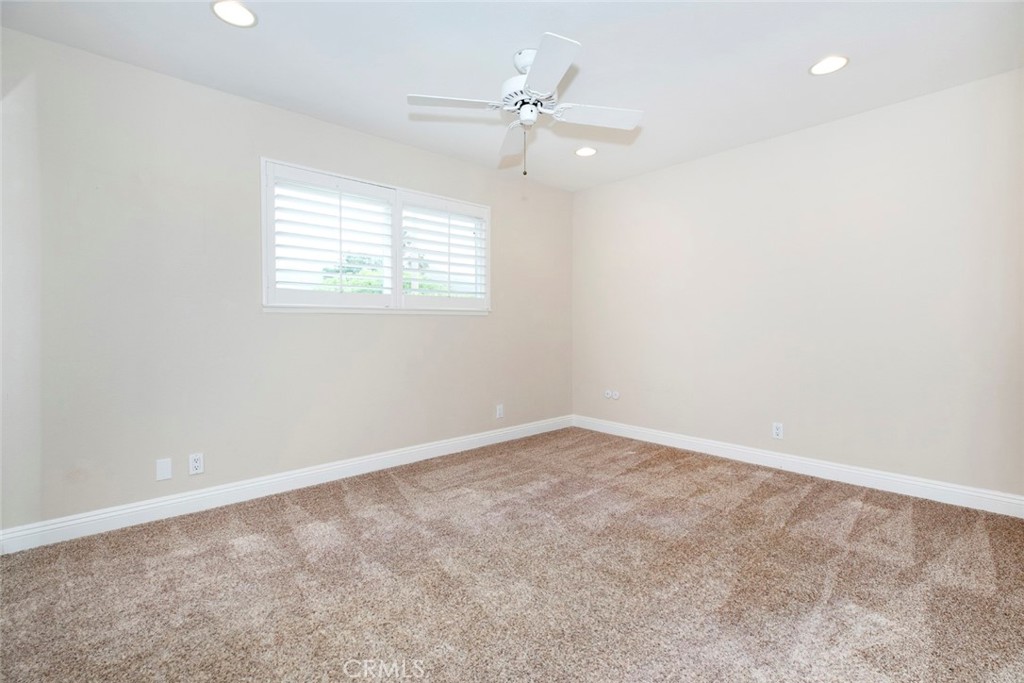 26106 Veva Way Calabasas, CA 91302 - Photo 37 of 56