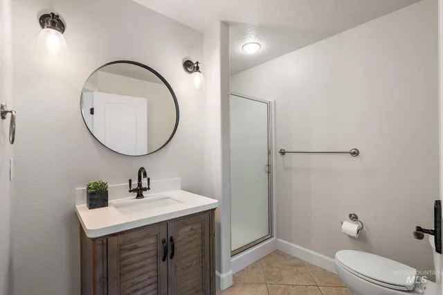 $940,000 | 5742 North Black Sand Avenue, Meridian, ID 83646