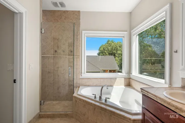 $940,000 | 5742 North Black Sand Avenue, Meridian, ID 83646