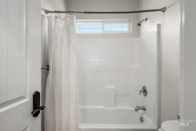 $940,000 | 5742 North Black Sand Avenue, Meridian, ID 83646