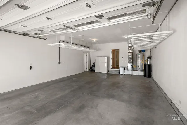 $940,000 | 5742 North Black Sand Avenue, Meridian, ID 83646