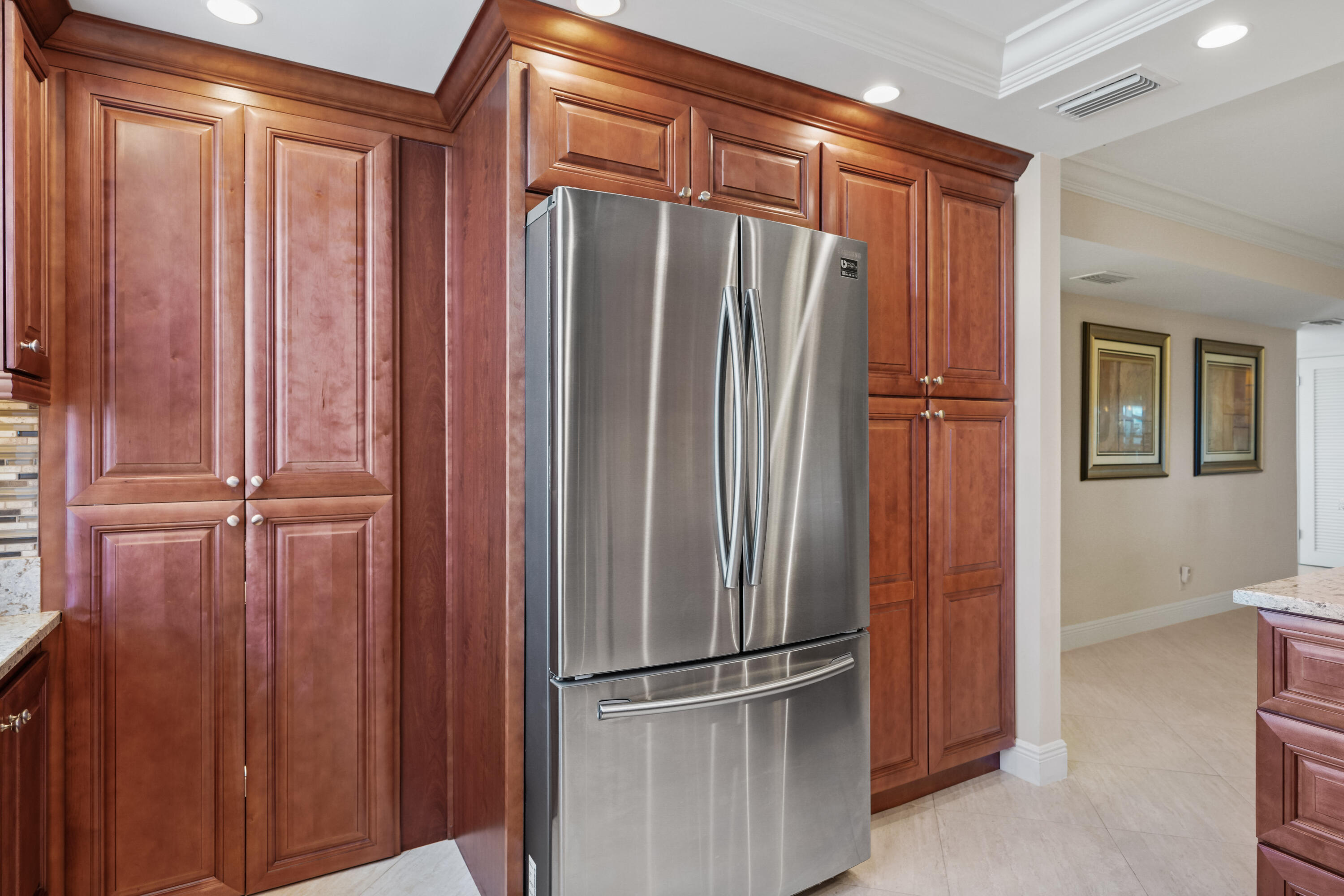 911 Ocean Drive, Unit 506 Juno Beach, FL 33408 - Photo 21 of 68 _MLP9451_1