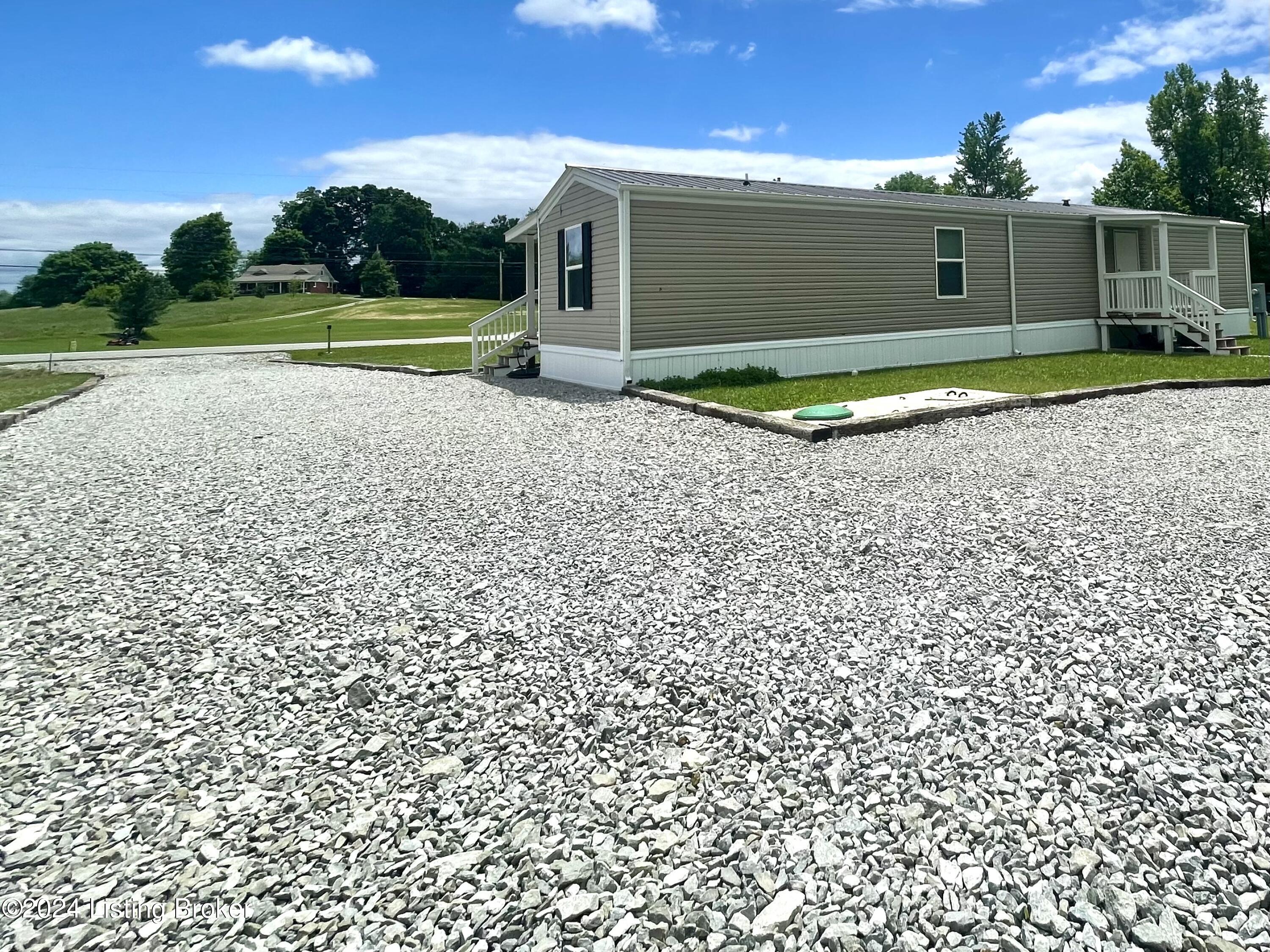 3470 Beaver Dam Road Leitchfield, KY 42754 - Photo 6 of 44 IMG_4397