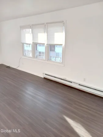 $1,000 | 470 Summer Street, Unit 6, Rotterdam, NY 12306