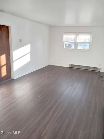 $1,000 | 470 Summer Street, Unit 6, Rotterdam, NY 12306