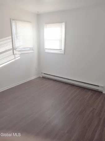 $1,000 | 470 Summer Street, Unit 6, Rotterdam, NY 12306