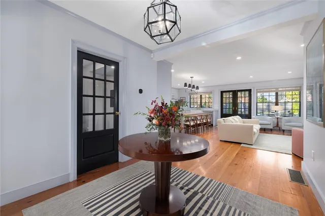 $1,695,000 | 172 Williams Street, Providence, RI 02906