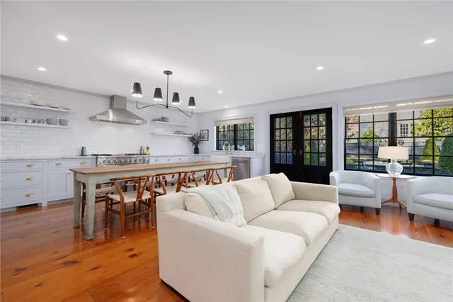 $1,695,000 | 172 Williams Street, Providence, RI 02906