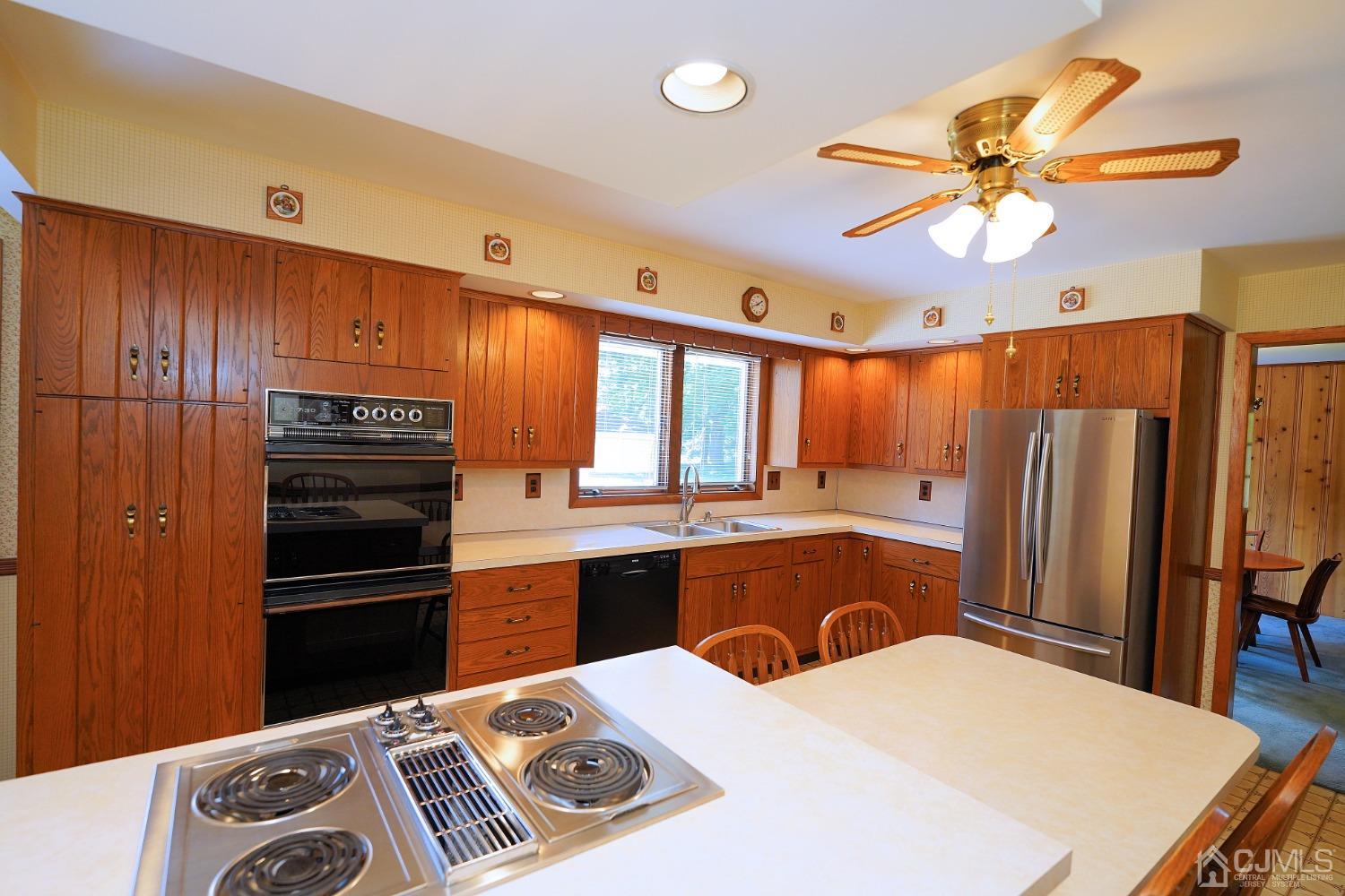373 Ridge Road Dayton, NJ 08810 - Photo 15 of 60 Gallery Image 15
