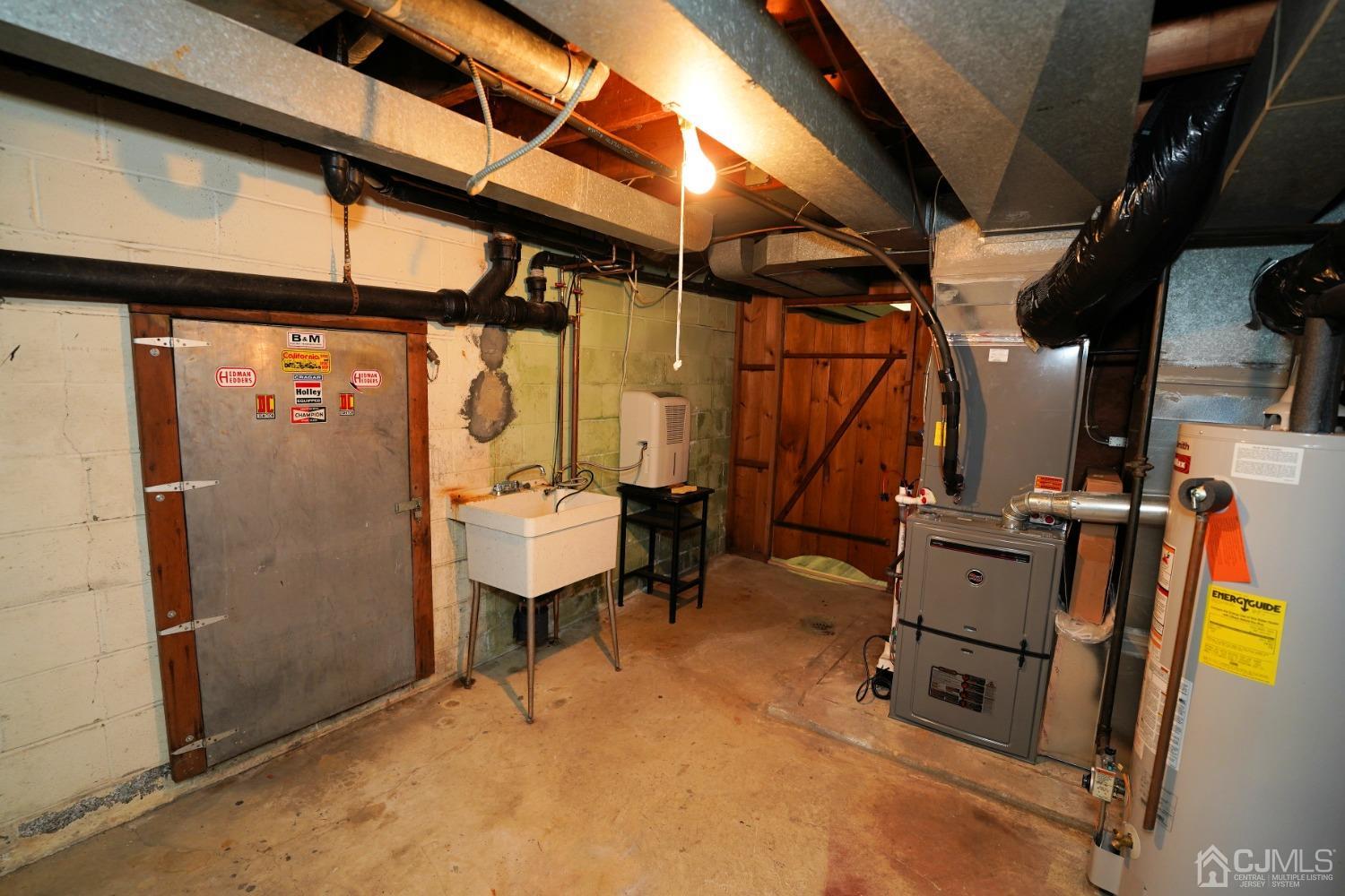 373 Ridge Road Dayton, NJ 08810 - Photo 41 of 60 Gallery Image 41
