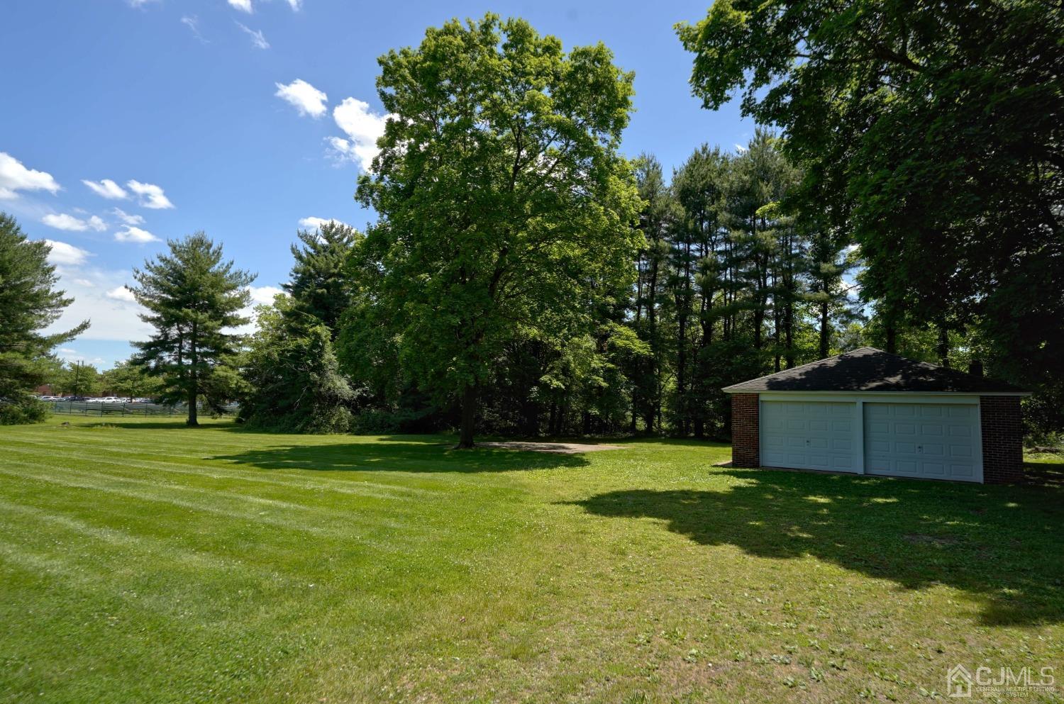 373 Ridge Road Dayton, NJ 08810 - Photo 51 of 60 Gallery Image 51