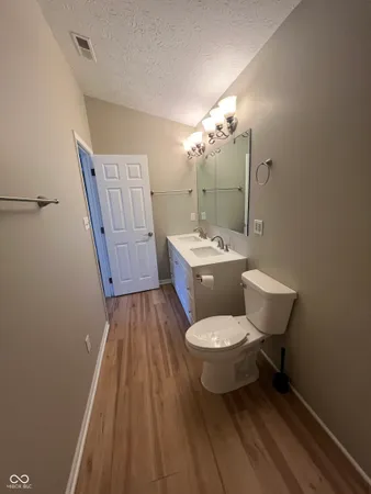 $2,395 | 11205 Founders Place, Fishers, IN 46038