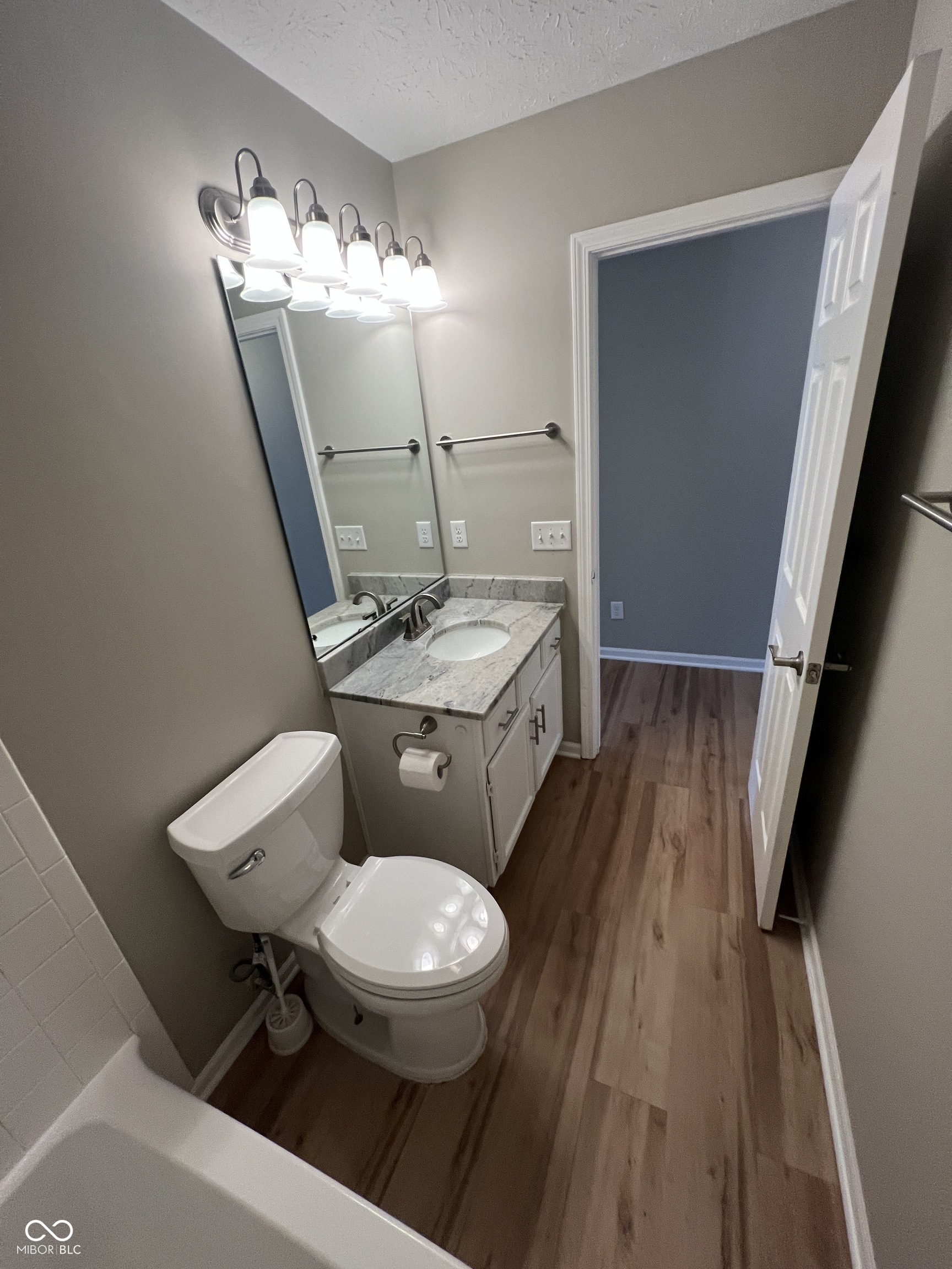 11205 Founders Place Fishers, IN 46038 - Photo 10 of 20