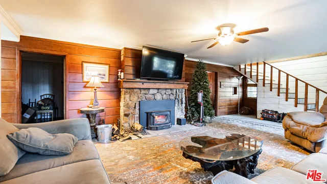 $495,000 | 23876 Crest Forest Drive, Crestline, CA 92325